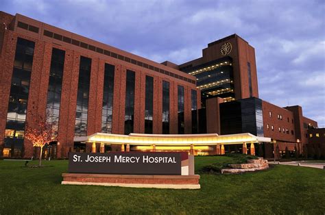 St Joseph Mercy Hospital Locations