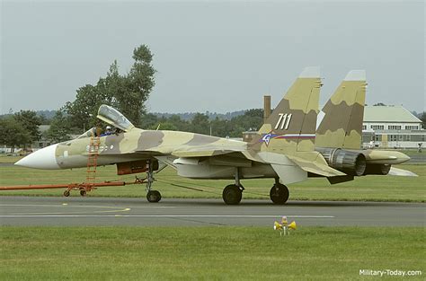 Su 37