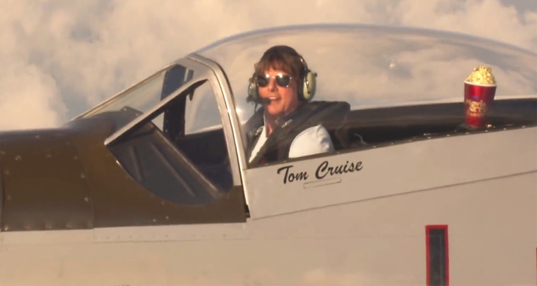 Tom Cruise Accepted His Mtv Movie Tv Award While Piloting A Plane Cna Lifestyle