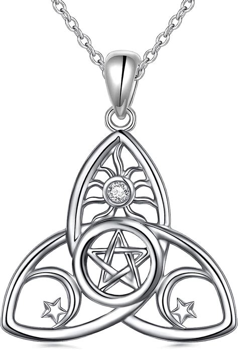 Triquetra Amazon