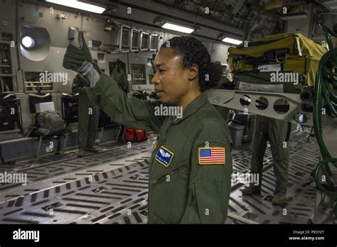 U S Air Force Master Sgt Linda W Daniels Aeromedical Evacuation Technician 514Th