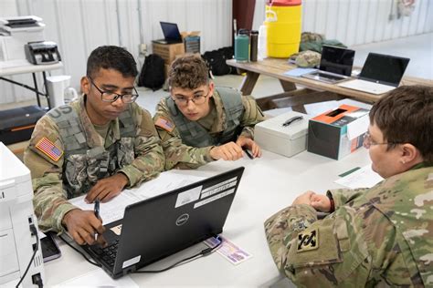 U S Army Reserve Soldiers Conduct Finance Training At Exercise Diamond Saber Amp Gt U S Army