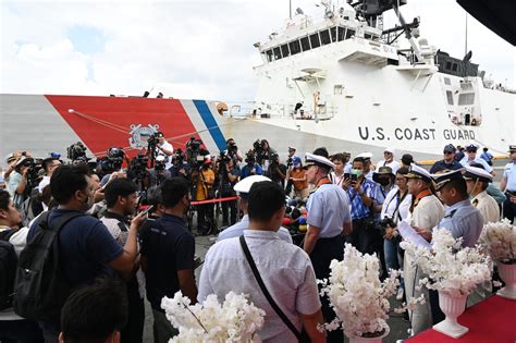 U S Philippine Japan Coast Guards Conduct Trilateral Engagements In The Philippines United States Coast Guard News Press Releases