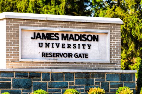 Universitas James Madison