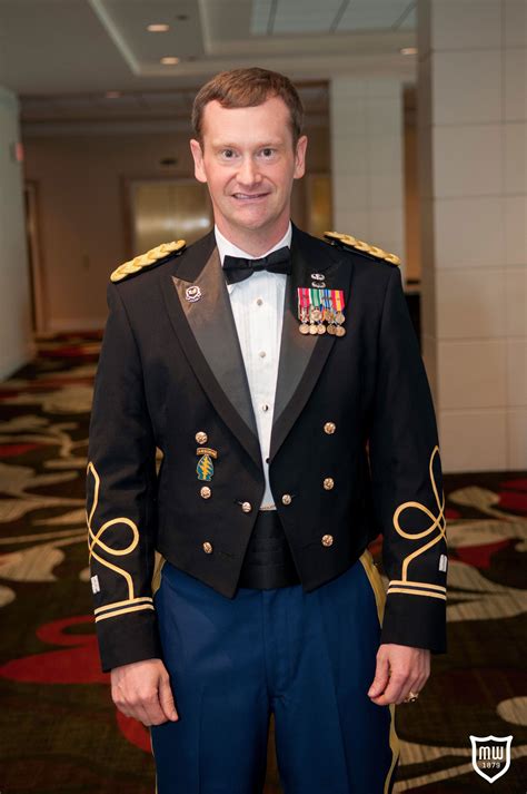 Us Army Formal Dress Uniform