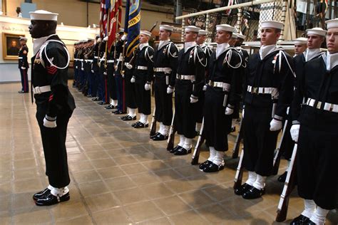 Us Military Formal Dress Uniforms