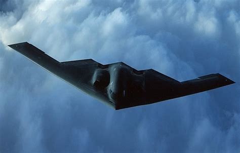 Usaf Northrop B 2 B2 Spirit Stealth Bomber Jet Information History Pictures And Facts