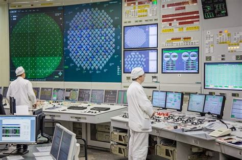 Where Do Nuclear Technicians Work