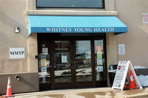 5 Ways Whitney Young Health Center Helps