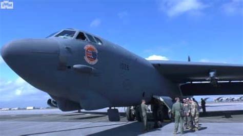 Why The B 52 Is Outliving Newer Bombers